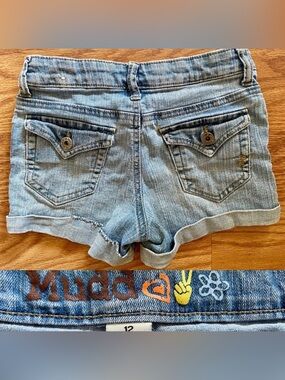 MUDD Vintage Y2K Cuffed Cutoff Style Denim JEAN SHORTS Girls Size 12